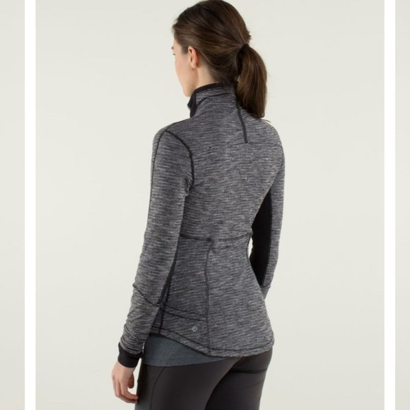 Lululemon Baserunner 1/2 Zip - Picture 16 of 16